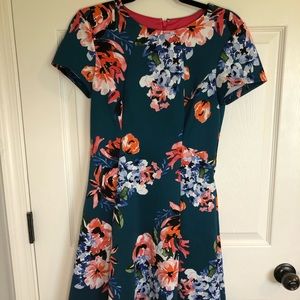 Vince Camuto Floral Dress. Size 4